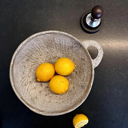 Zehuus Gartenstudio Mit Terrasse Lägenhet Köln