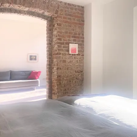 Zehuus Gartenstudio Mit Terrasse * Cologne