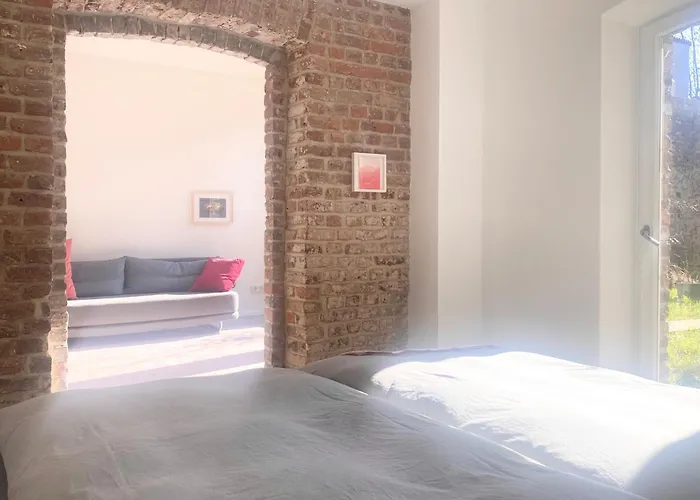 Zehuus Gartenstudio Mit Terrasse * Köln