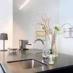 Zehuus Gartenstudio Mit Terrasse Lejlighed Köln