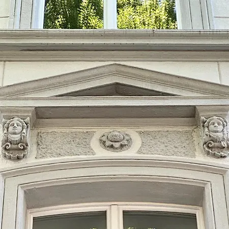 Zehuus Gartenstudio Mit Terrasse Κολωνία